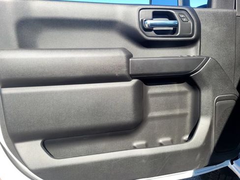 New 2026 GMC Sierra 2500 Pro RWD image 12