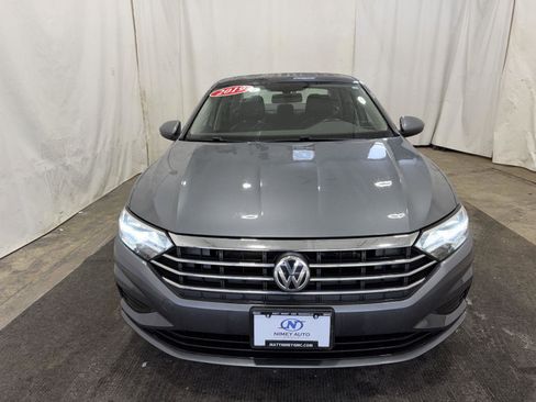 Used 2019 Volkswagen Jetta SE image 6