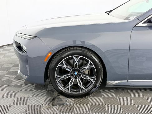 Certified 2023 BMW i7 xDrive60 AWD/4WD image 11
