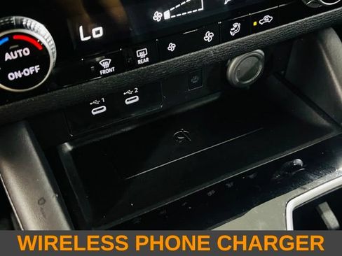 Used 2025 Mitsubishi Outlander SE FWD image 9