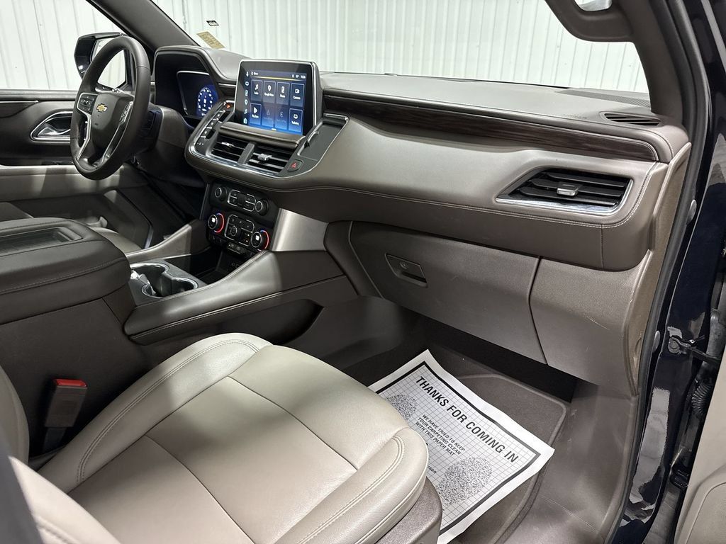 Used 2023 Chevrolet Tahoe LT w/ LT Signature Package RWD image 30