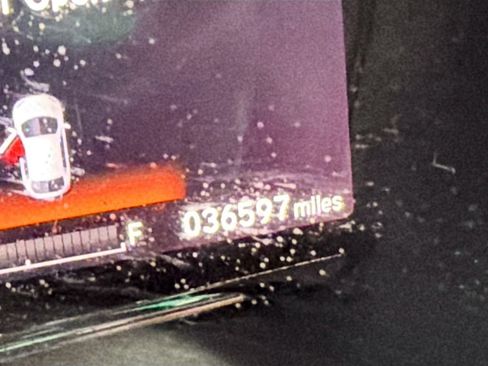 Used 2022 Honda HR-V EX-L image 10