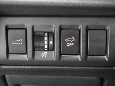 Used 2020 Subaru Outback Premium AWD/4WD image 21