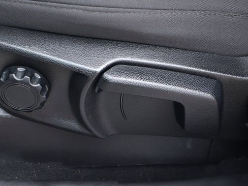 Used 2019 Ford Ranger XL w/ Equipment Group 101A Mid image 14