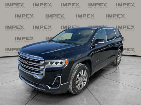 Used 2023 GMC Acadia SLE image 1
