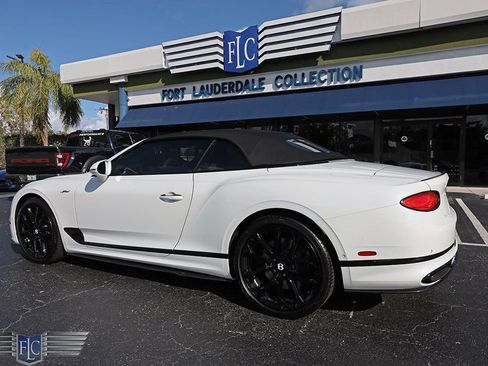 Used 2024 Bentley Continental GT Speed image 7