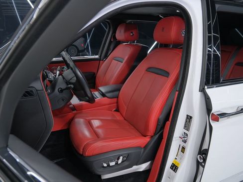 Used 2021 Rolls-Royce Cullinan image 20