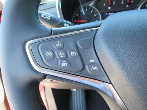 Used 2024 Chevrolet Equinox LT image 21