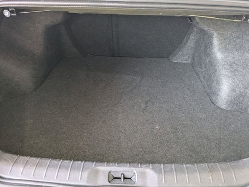Used 2025 Nissan Altima 2.5 SV FWD image 28