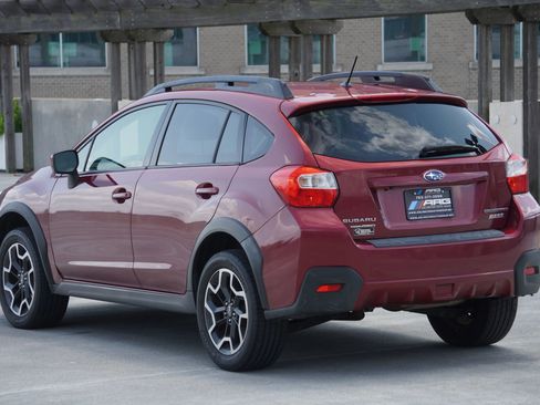Used 2016 Subaru Crosstrek 2.0i Premium image 14