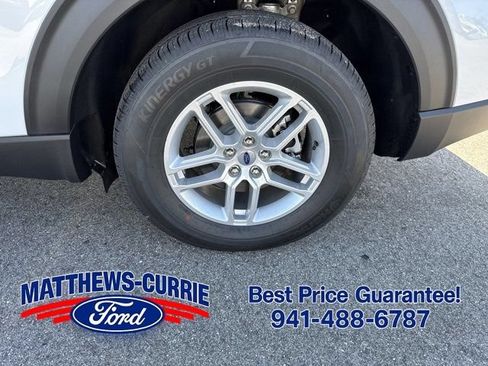 New 2026 Ford Explorer Active w/ Active Comfort Package RWD image 16