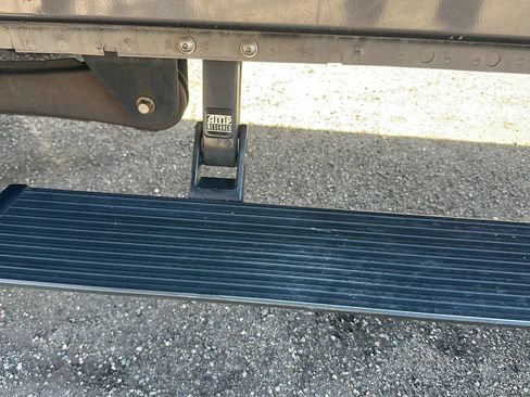 Used 2006 Ford F250 Lariat AWD/4WD image 22