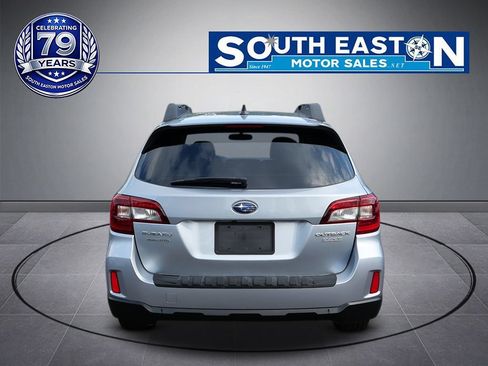 Used 2017 Subaru Outback 2.5i Premium AWD/4WD image 4
