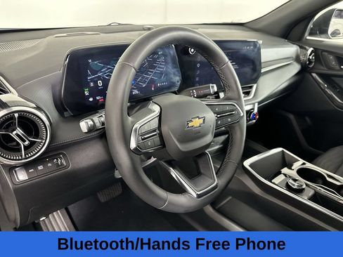 Used 2026 Chevrolet Equinox LT w/ Safety and Technology Package AWD/4WD image 12