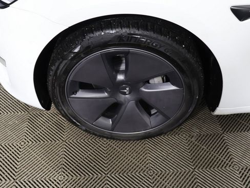 Used 2022 Tesla Model 3 image 21