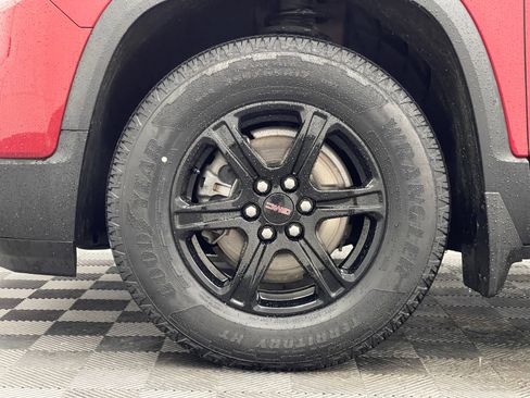 Used 2023 GMC Acadia AT4 w/ Trailering Package AWD/4WD image 15