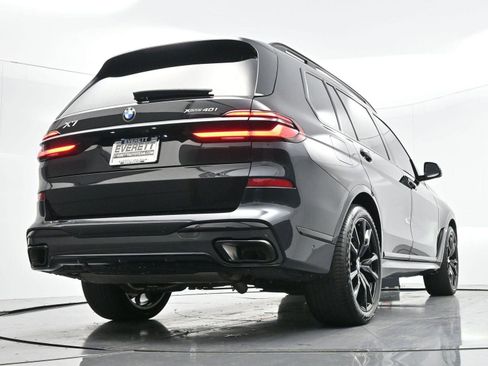 Used 2024 BMW X7 xDrive40i w/ M Sport Package image 55