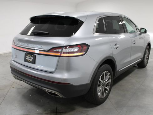 Used 2023 Lincoln Nautilus Reserve FWD image 9