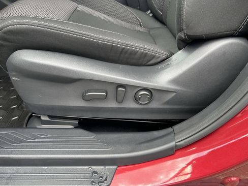 Certified 2025 Subaru Outback Premium AWD/4WD image 22