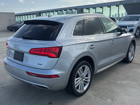 Used 2019 Audi Q5 2.0T Premium Plus w/ Premium Plus Package AWD/4WD image 5