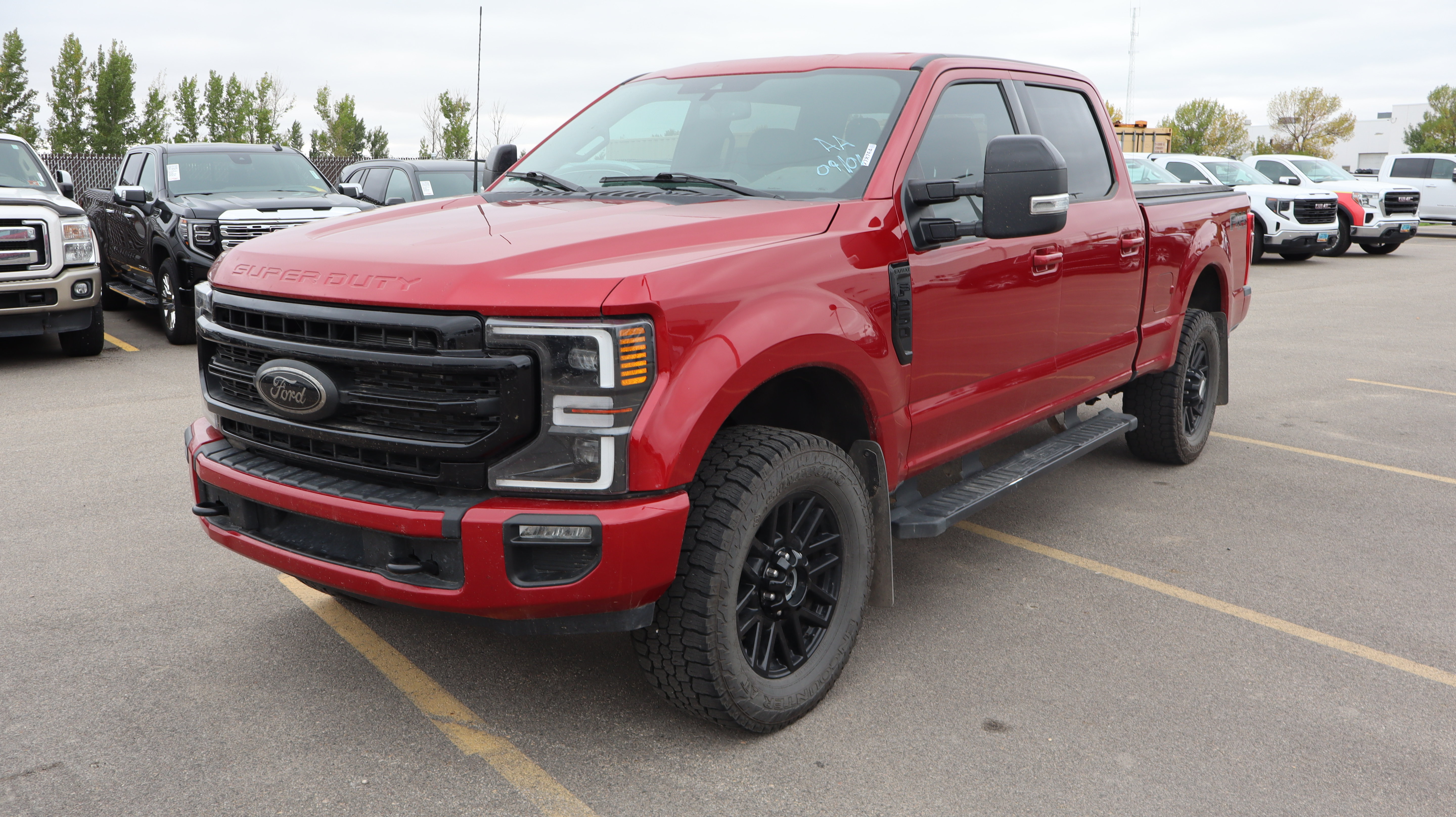 Used 2022 Ford F250 Lariat AWD/4WD image 3
