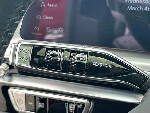 Used 2025 Cadillac Lyriq Sport image 10