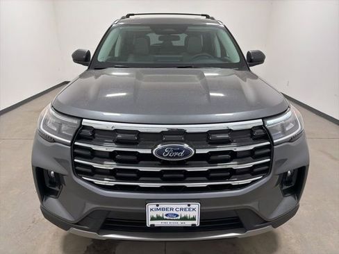 New 2026 Ford Explorer Active w/ Active Comfort Package image 2