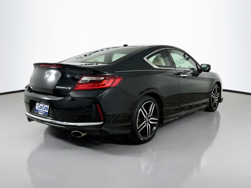 Used 2016 Honda Accord Touring image 8