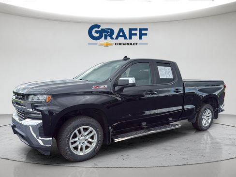 Used 2019 Chevrolet Silverado 1500 LT w/ All-Star Edition AWD/4WD image 2