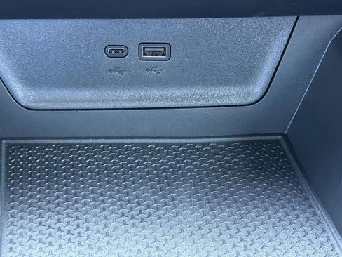 New 2026 Chevrolet Equinox LT w/ Safety and Technology Package FWD image 24