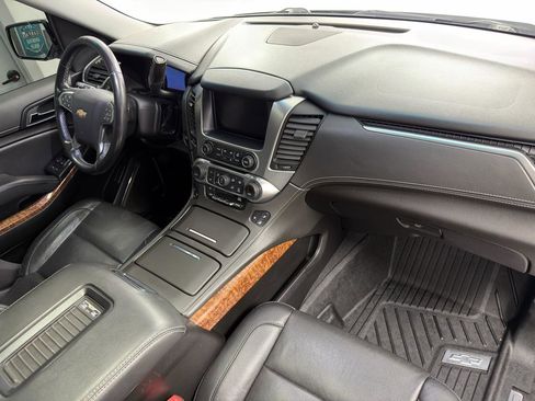 Used 2019 Chevrolet Tahoe Premier AWD/4WD image 25