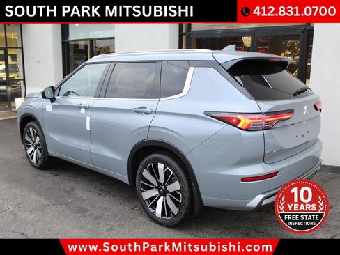 New 2026 Mitsubishi Outlander SEL image 6