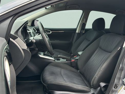 Used 2019 Nissan Sentra SV FWD image 25