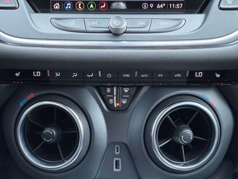 Used 2022 Chevrolet Blazer LT w/ Sound & Technology Package image 25