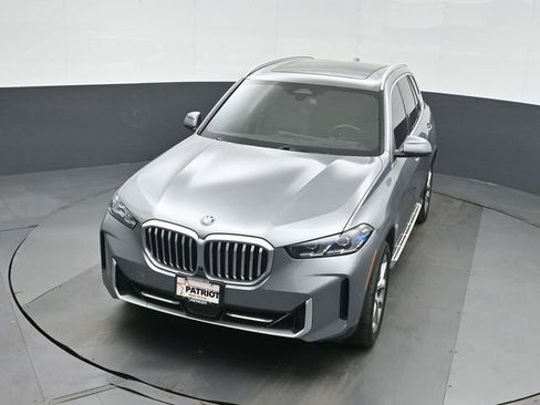Used 2025 BMW X5 xDrive40i AWD/4WD image 35