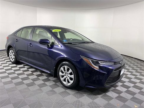 Used 2023 Toyota Corolla LE image 1