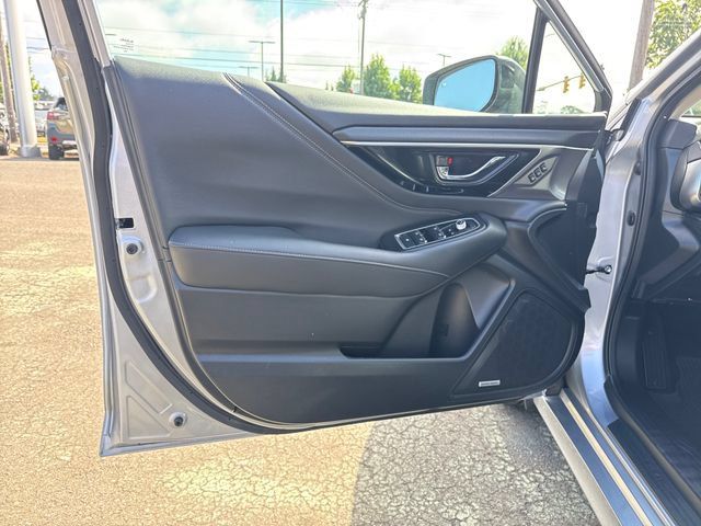 Used 2025 Subaru Legacy Limited AWD/4WD image 15