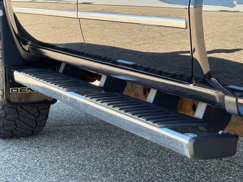 Used 2019 GMC Sierra 3500 Denali AWD/4WD image 15