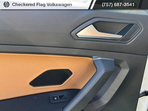 Used 2019 Volkswagen Tiguan SE w/ Panoramic Sunroof Package AWD/4WD image 34