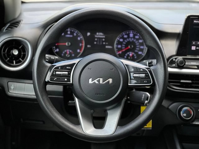 Used 2024 Kia Forte LXS FWD image 30