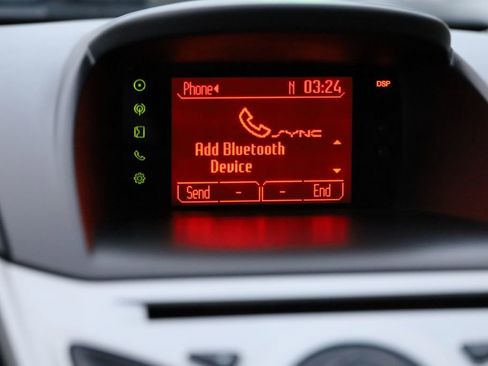 Used 2013 Ford Fiesta SE image 35