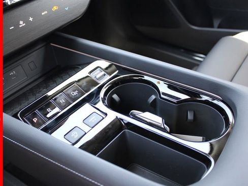 New 2025 Nissan Murano SL image 32