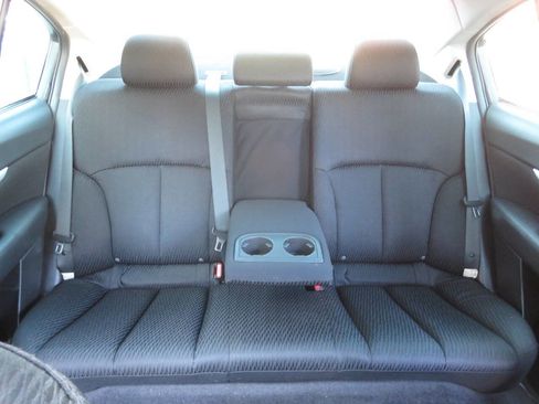 Used 2011 Subaru Legacy 2.5i Premium image 21