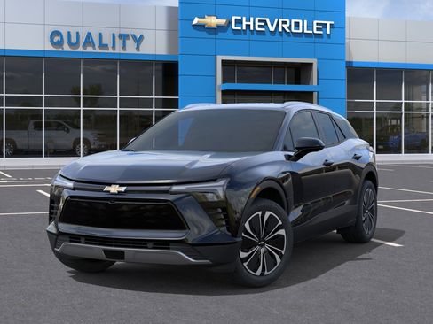 New 2026 Chevrolet Blazer EV LT AWD/4WD image 30