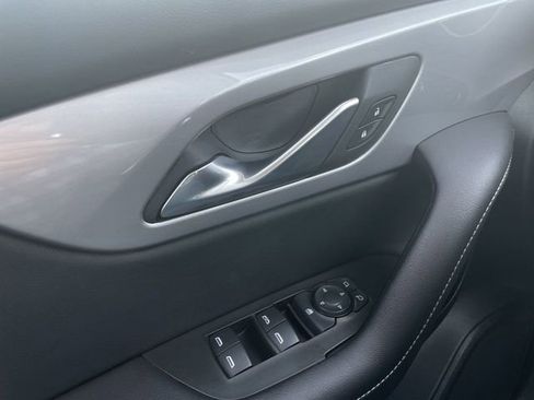 Used 2024 Chevrolet Blazer LT image 13