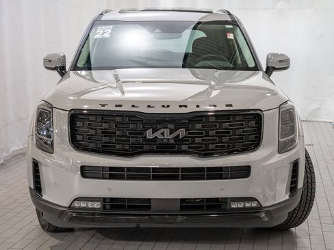 Used 2022 Kia Telluride SX w/ SX Prestige Package image 3