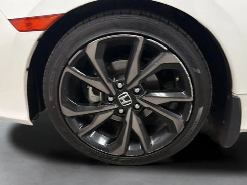 Used 2020 Honda Civic Sport image 27