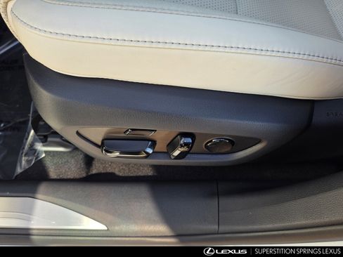 New 2026 Lexus RX 350 image 15