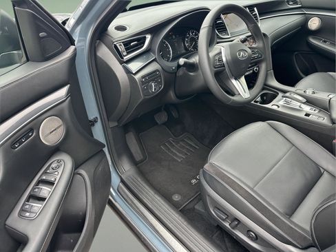 Certified 2025 INFINITI QX50 Sport AWD/4WD image 9