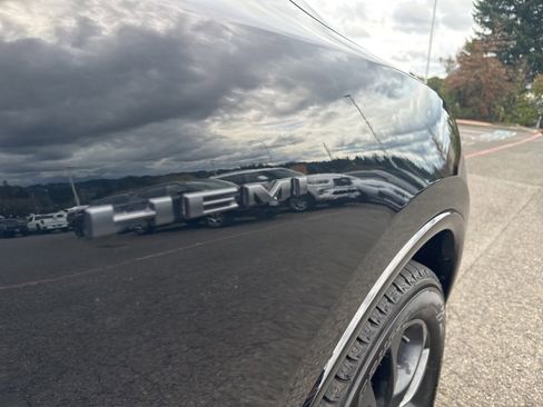 Used 2021 Dodge Durango R/T w/ Technology Group image 10